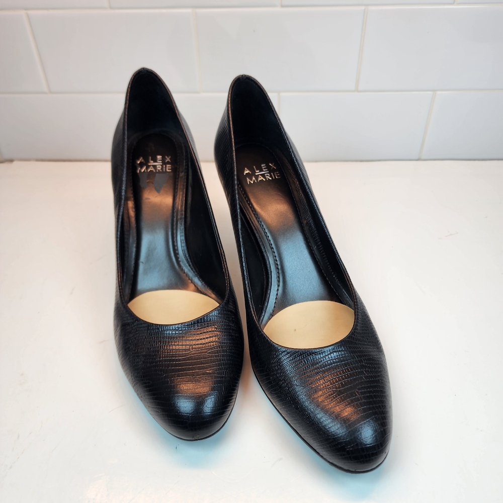Alex Marie Classic Black Snakeskin Textured Heels Size 7.5 - Picture 3 of 10